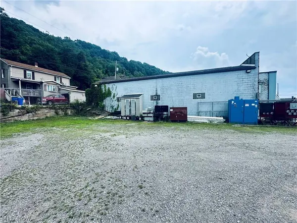 514 Main ST, Follansbee, WV 26037