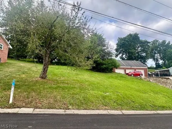 VL Phillips ST, Weirton, WV 26062