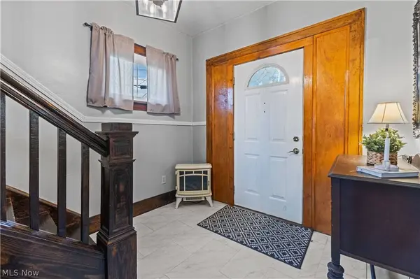 300 N 10th ST, Weirton, WV 26062