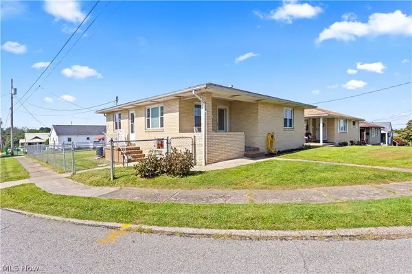 516 Mildred AVE, Weirton, WV 26062