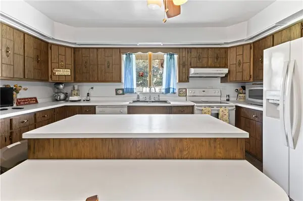 369 S Kings Creek Road, Hanover Twp, PA 15021