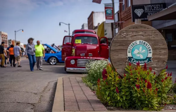 feature image of  Hidden Gems of Durant: Local Favorites You’ll Love to Discover