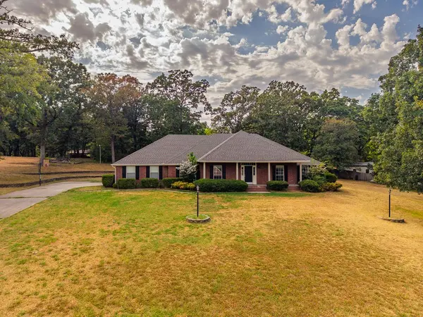 feature image of Privacy, Space, and Total Peace of Mind: Welcome to 2418 N 49th Avenue in Durant
