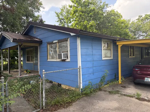 1320 W Louisiana St, Durant, OK 74701-6136
