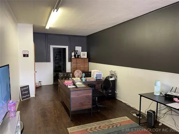 210 W Evergreen ST, Durant, OK 74701