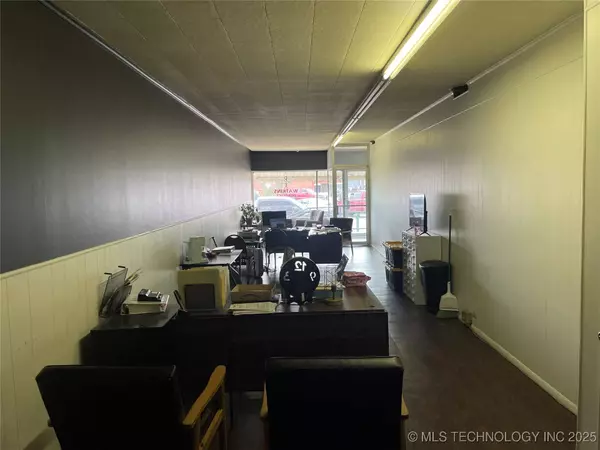 210 W Evergreen ST, Durant, OK 74701