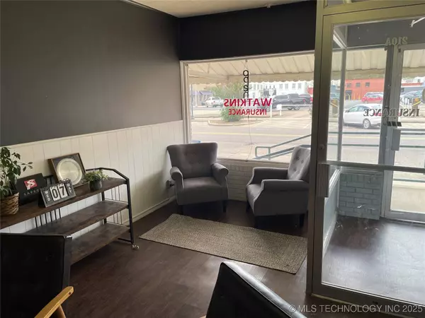 210 W Evergreen ST, Durant, OK 74701