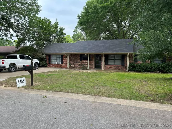 5304 Pheasant RUN, Durant, OK 74701