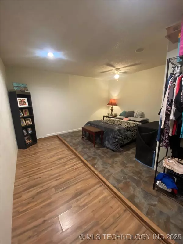 5304 Pheasant RUN, Durant, OK 74701