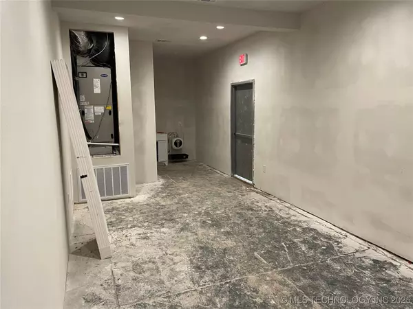 201 E Main ST #Suite A, Durant, OK 74701