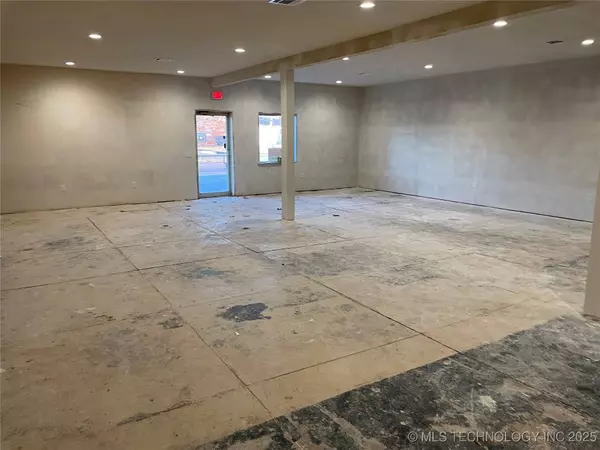 201 E Main ST #Suite A, Durant, OK 74701