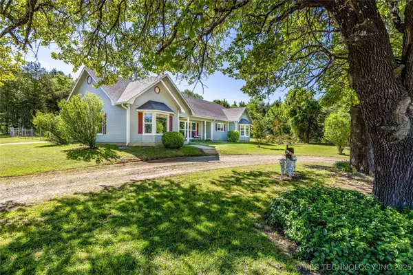 3127 Pleasant Hill RD, Caddo, OK 74729