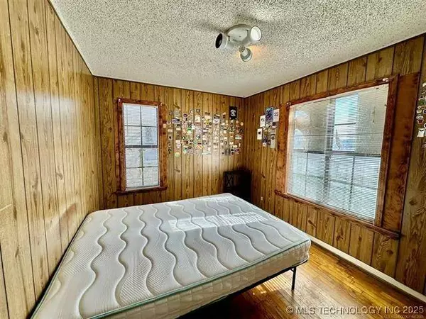 1305 7th AVE NW, Ardmore, OK 73401