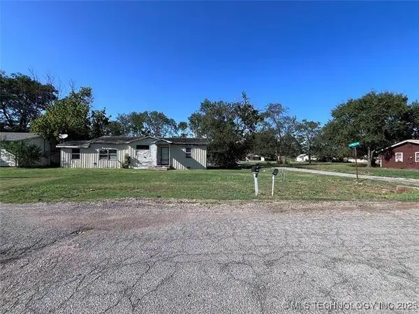 100 W Walnut AVE, Coalgate, OK 74538