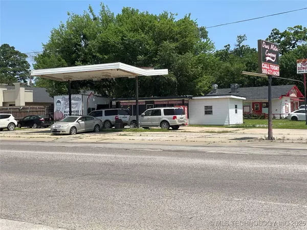 1002 W Main ST, Durant, OK 74701