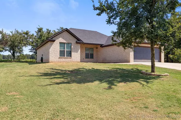350 Edgewood CIR, Durant, OK 74701