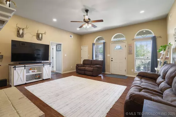 2811 Misty CIR, Durant, OK 74701