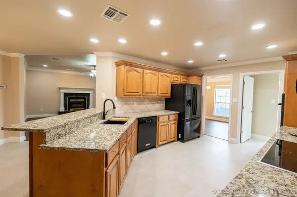 5353 Stonebriar, Durant, OK 74701