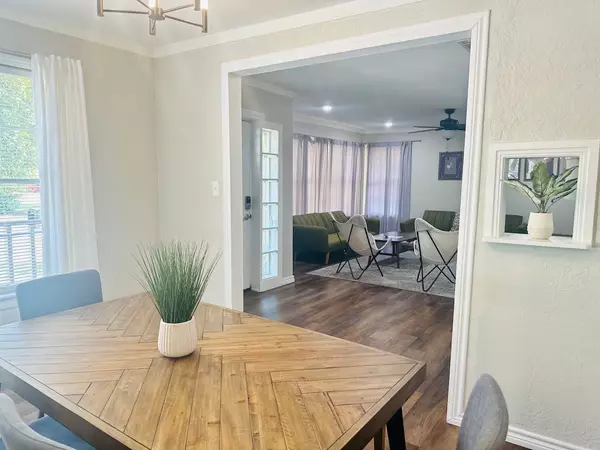 701 W Locust St, Durant, OK 74701-3946