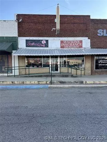 210 W Evergreen ST, Durant, OK 74701