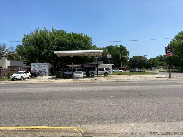 1002 W Main ST, Durant, OK 74701