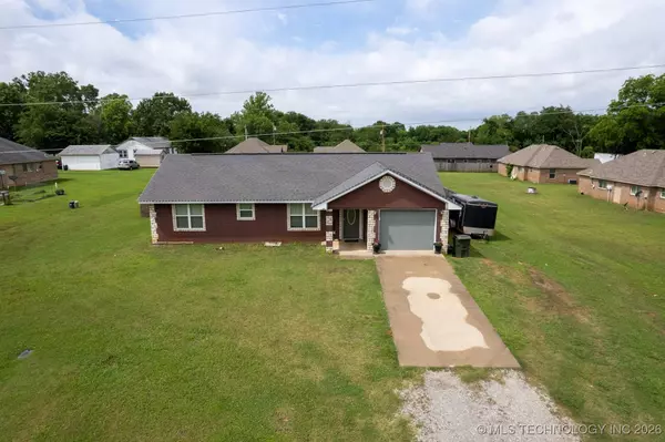 609 W Smiser RD, Calera, OK 74730