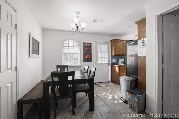 609 W Smiser RD, Calera, OK 74730