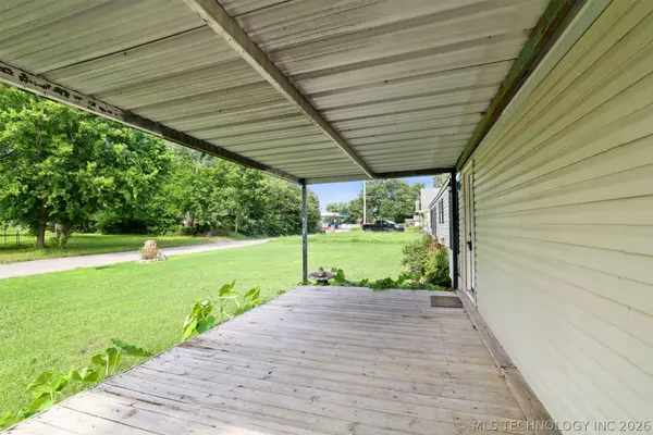 215 SE 2nd, Durant, OK 74701