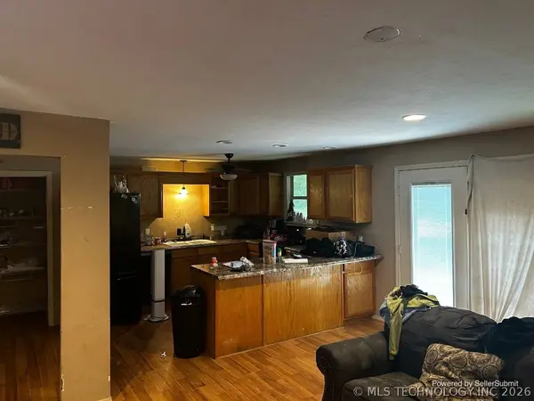 151 E 4th, Durant, OK 74701