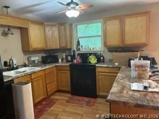 151 E 4th, Durant, OK 74701