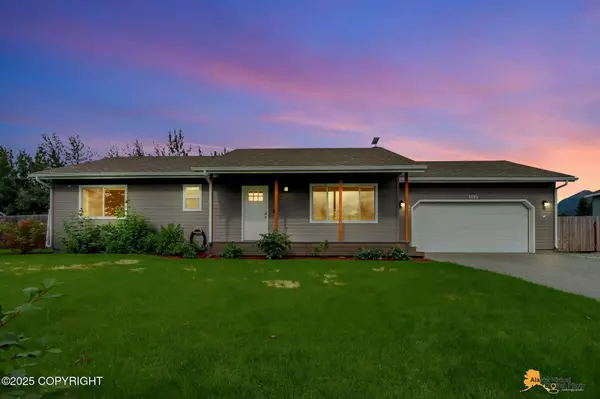 1085 N Angus LOOP, Palmer, AK 99645