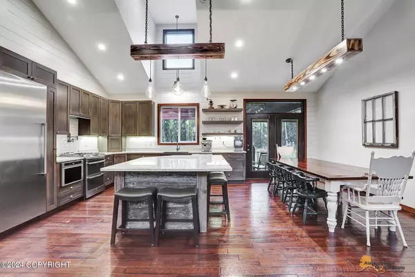 7841 W Sun Ridge CIR, Wasilla, AK 99623