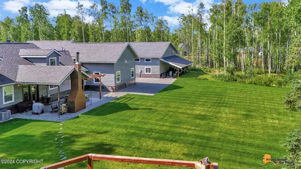 7841 W Sun Ridge CIR, Wasilla, AK 99623