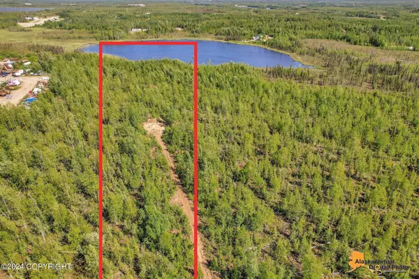 1540 S Wolf RD, Big Lake, AK 99652