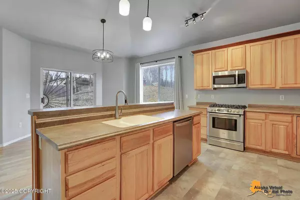 6201 S Settlers Bay DR, Wasilla, AK 99623