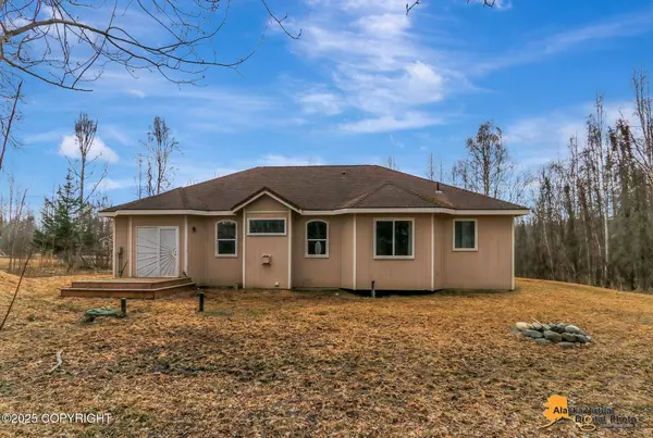 6201 S Settlers Bay DR, Wasilla, AK 99623