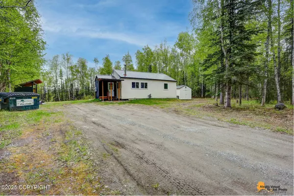 5760 W Raspberry LOOP, Wasilla, AK 99623
