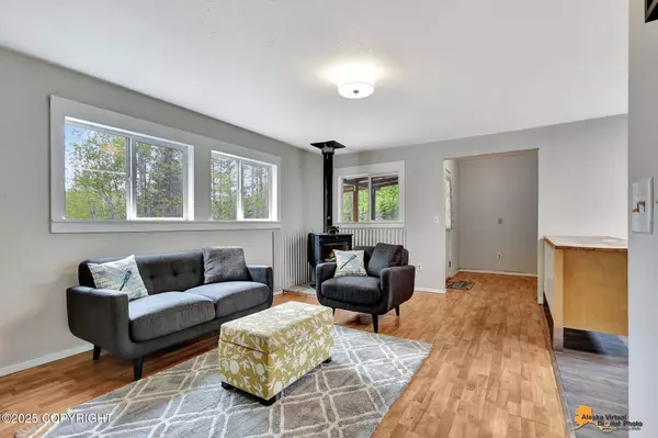 5760 W Raspberry LOOP, Wasilla, AK 99623