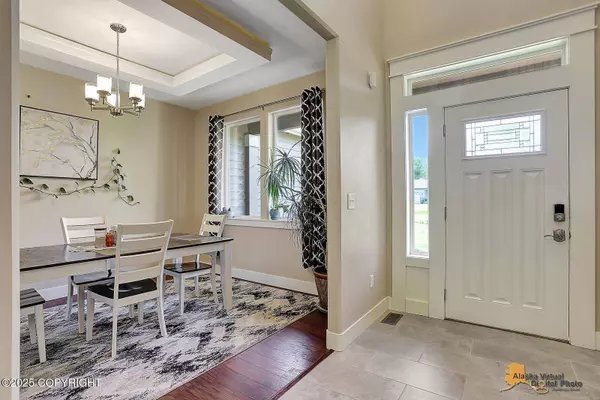 7943 E Wolf Creek RD, Wasilla, AK 99654