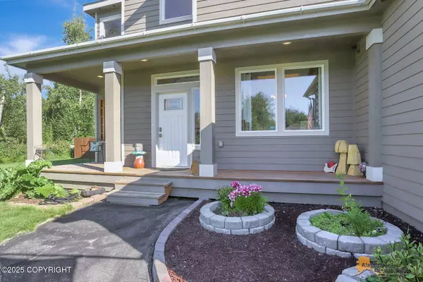 7943 E Wolf Creek RD, Wasilla, AK 99654