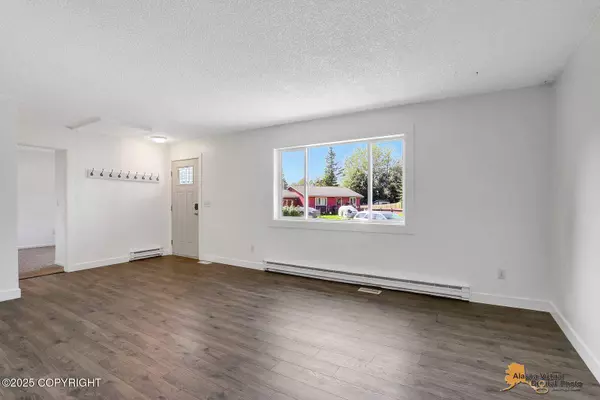 689 E Eklutna ST, Palmer, AK 99645