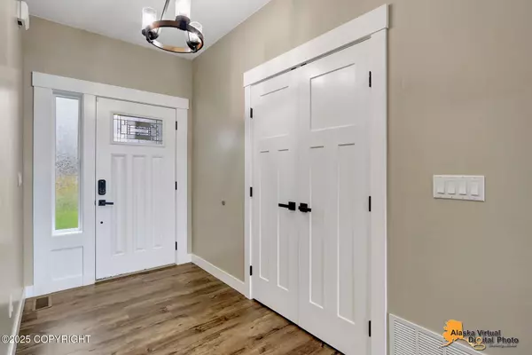 5098 S Revere ST, Palmer, AK 99645