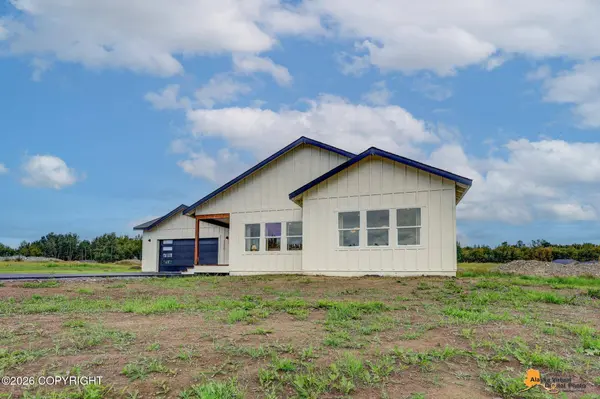 11879 E Apple CIR, Palmer, AK 99645