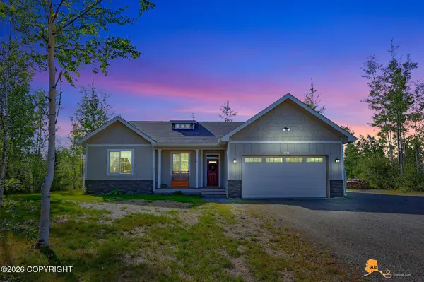 3066 S Lions CIR, Big Lake, AK 99652