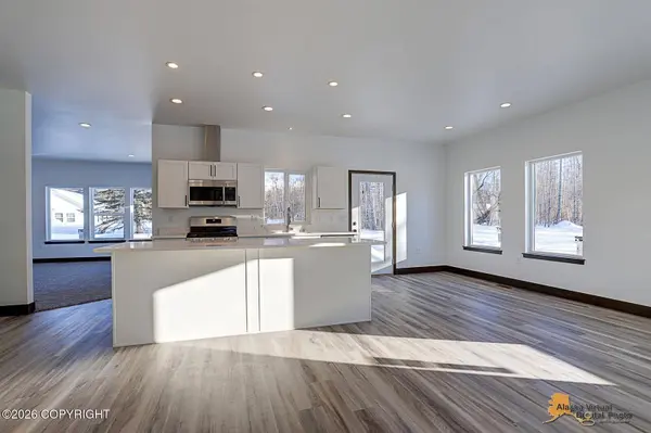 12455 E Soapstone RD, Palmer, AK 99645