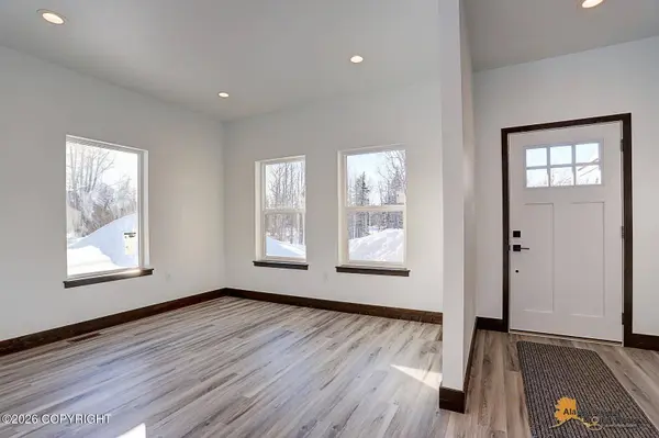 12455 E Soapstone RD, Palmer, AK 99645