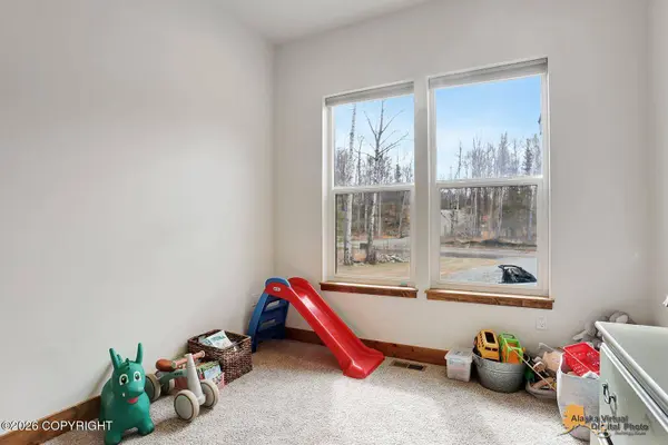 8398 N Onondaga ST, Palmer, AK 99645