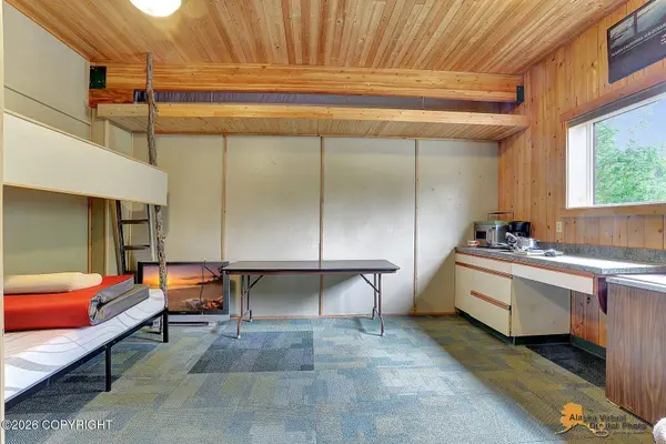15120 E Mercedes DR, Talkeetna, AK 99676