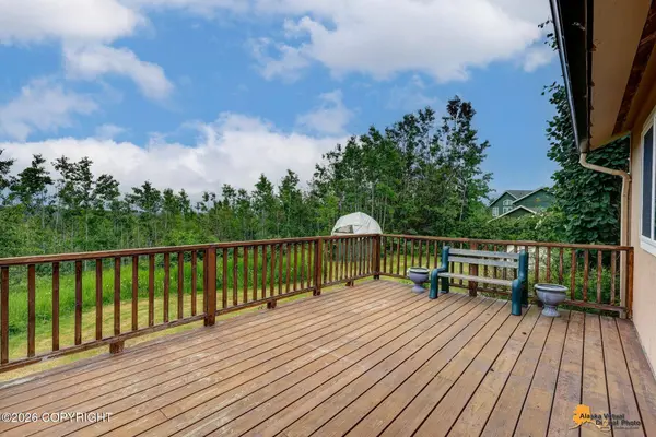 5879 E Bideford BLVD, Wasilla, AK 99645