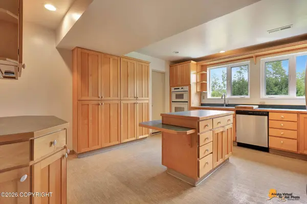 5879 E Bideford BLVD, Wasilla, AK 99645